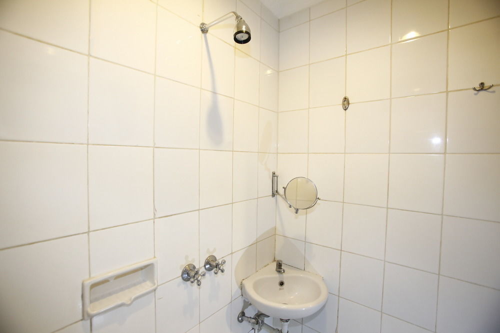 Reddoorz Plus @ Karet Setiabudi Jakarta Ngoại thất bức ảnh