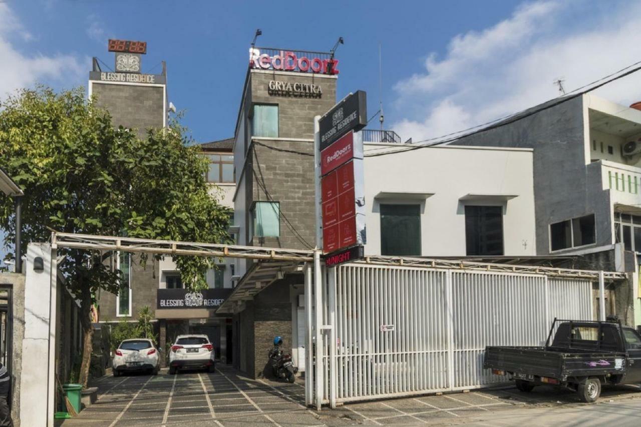Reddoorz Plus @ Karet Setiabudi Jakarta Ngoại thất bức ảnh