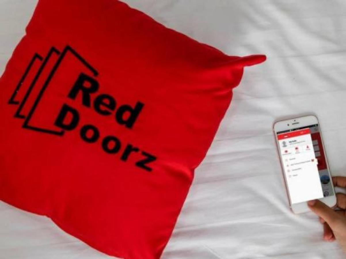 Reddoorz Plus @ Karet Setiabudi Jakarta Ngoại thất bức ảnh